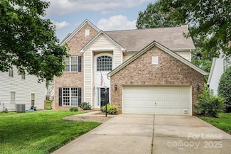 16017 Woodcote Dr, Huntersville, NC 28078