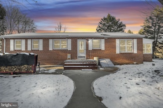 1158 Pine Rd, Carlisle, PA 17015