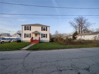 59 Bridgton Rd, Cranston, RI 02910