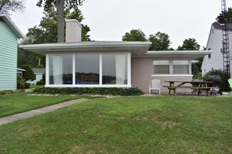 61115 Beardslee Ln, Cassopolis, MI 49031