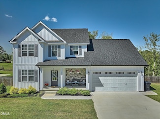 116 Nairn St, Fayetteville, NC 28311