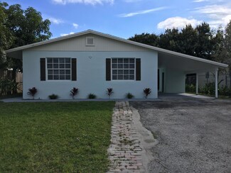902 Cheyenne St, Jupiter, FL 33458