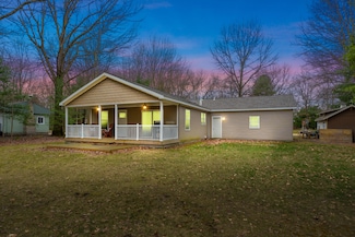 08311 W Shore Dr, Grand Junction, MI 49056