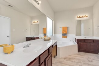 5718 Roseglen Meadow Ln, Houston, TX 77085