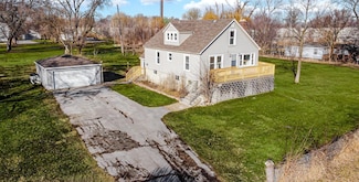 2648 Arizona St, Lake Station, IN 46405
