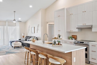 381 NW Sherry Ln, Port Saint Lucie, FL 34986