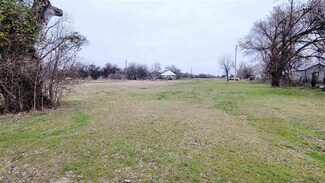 000 W 5th St, Burkburnett, TX 76354