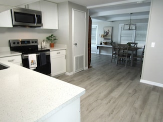 1 Dron Ct Unit 237, Fort Myers, FL 33908