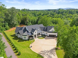 421 Lynn Rd, Taylors, SC 29687