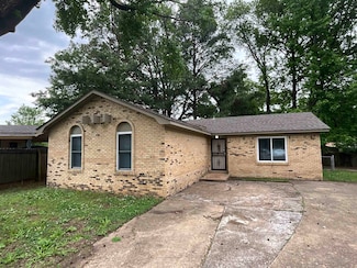 4430 Pine Ridge Cove, Memphis, TN 38118