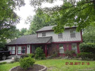 4606 Marthas Ridge Dr, Charlotte, NC 28212