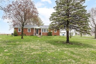 4553 E 256th St, Arcadia, IN 46030