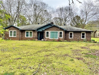 7954 Georgia 219, Hamilton, GA 31811