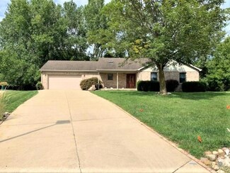 1112 Ambassador Ct, Crawfordsville, IN 47933