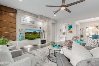 3932 E Torrey Pines Ln, Chandler, AZ 85249