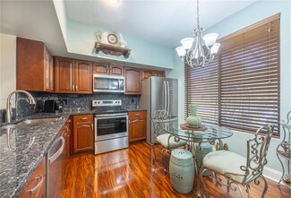 1017 NW 105th Ave Unit B133, Plantation, FL 33322