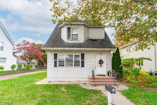 249 Delawanna Ave, Clifton, NJ 07014