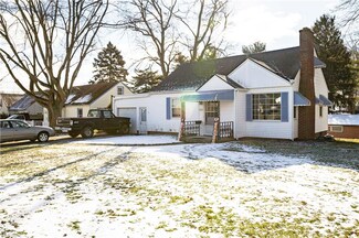 1410 Spangler Rd NE, Canton, OH 44714