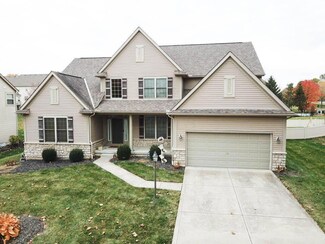 8451 Woodstream Dr, Canal Winchester, OH 43110