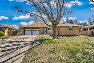 56 Eastwood Dr, Hutchinson, KS 67502