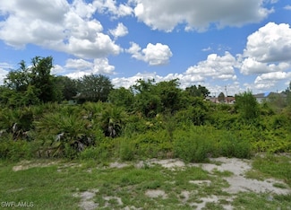 3004 56th St W, Lehigh Acres, FL 33971