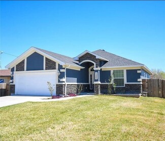 1325 S Mccampbell St, Aransas Pass, TX 78336