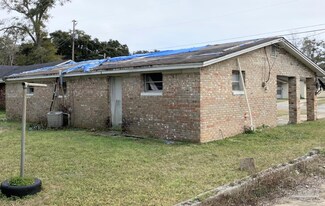 2930 Melody Ln, Pensacola, FL 32505