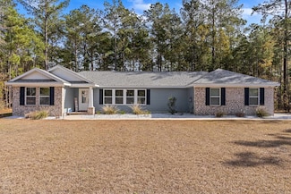 175 Oak Grove Ln, Quincy, FL 32351