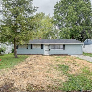 305 Melvin Dr, East Saint Louis, IL 62206