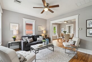 33 Crest St, Springfield, MA 01109