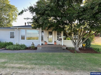 6944 Lakeside Dr NE, Salem, OR 97305