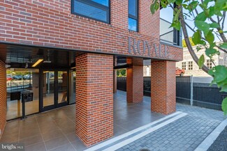 6910 Ridge Ave Unit 409, Philadelphia, PA 19128