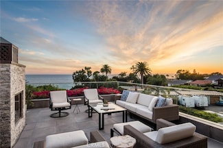 738 Cliff Dr, Laguna Beach, CA 92651