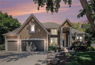 14620 Hayes St, Overland Park, KS 66221