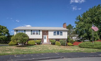 80 Barstow Dr, Braintree, MA 02184