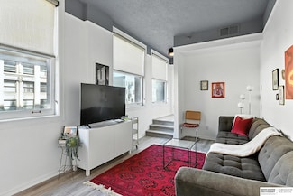 300 S 16th St Unit 401, Omaha, NE 68102