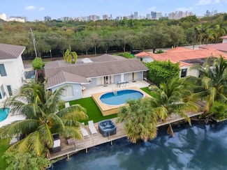 20730 NE 23rd Ave, Miami, FL 33180