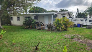 2621 SE Galaxy Way, Stuart, FL 34997