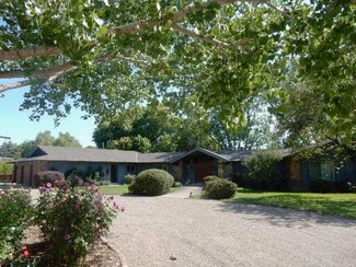 5310 Los Poblanos Ln NW, Los Ranchos, NM 87107