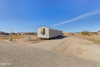 331 Plaza Bonita Way, Clint, TX 79836
