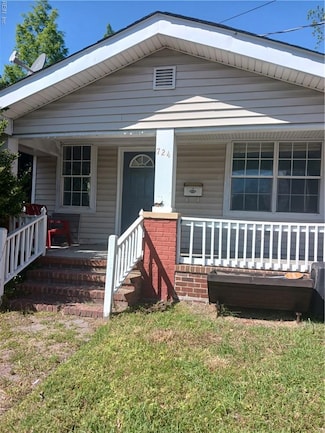 724 W 26th St, Norfolk, VA 23517