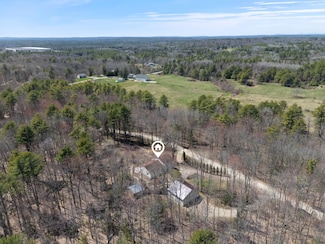 36 Farmview Ln, Freeport, ME 04032