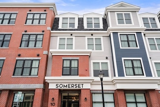 10 Somerset Ave Unit 403, Winthrop, MA 02152