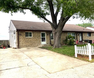 1860 Marlboro Ln Unit A, Crest Hill, IL 60403