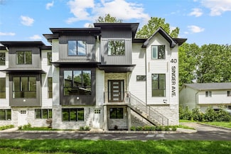 40 Singer Ave Unit 214, Spring Valley, NY 10977