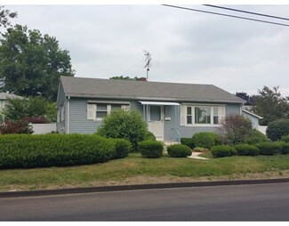 162 Empire St, Chicopee, MA 01013