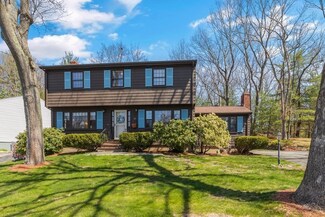 14 Kathy Ln, Wakefield, MA 01880
