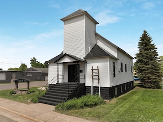 324 Douglas St, Chetek, WI 54728