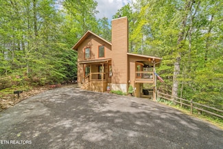 456 Patterson Ln, Gatlinburg, TN 37738