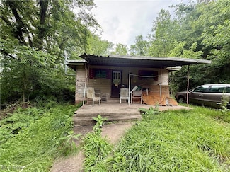 165 Killwell Run Rd, Marietta, OH 45750